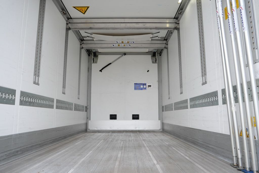 Refrigerator semi-trailer Schmitz Cargobull SKO 24/ BI TEMP / PHARMA / DS / DRP SEITENTÜRE: picture 22