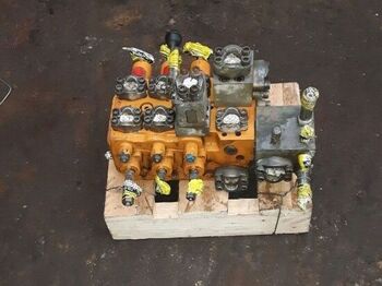 Hydraulic valve for Excavator Case 788, 1088, 1188: picture 4
