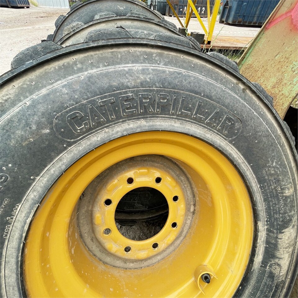 Wheel and tire package for Construction machinery Caterpillar Fælge med dæk: picture 8