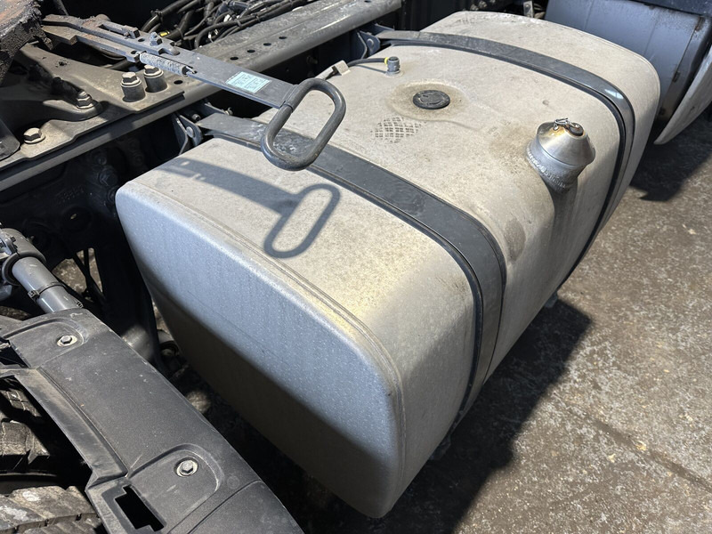 Fuel tank for Truck DAF 430L: picture 3