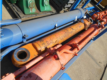 Hydraulic cylinder for Construction machinery Fiat Hitachi FH450LCH-3 -: picture 3
