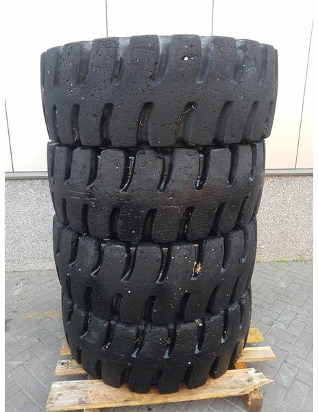 Tire for Construction machinery Liebherr L514 Stereo-Goodyear 17.5R25-Tire/Reifen/Band: picture 3