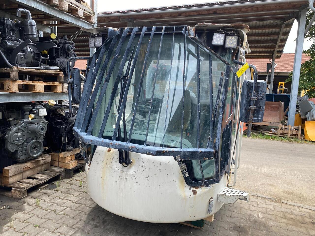 Cab for Construction machinery Liebherr L 566: picture 2