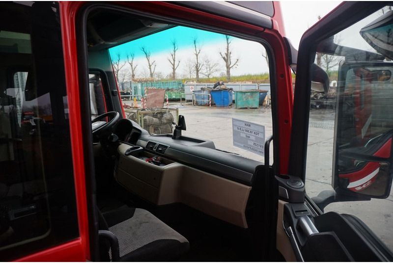 Cab and interior for Truck MAN F99L45 TGX EURO6: picture 6