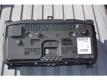 Dashboard for Truck MERCEDES-BENZ ACTROS MP 4: picture 2