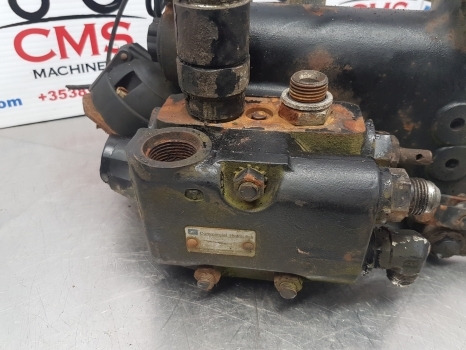 Hydraulic valve for Farm tractor Massey Ferguson 4255, 4235, 4245 Hydraulic Spool Valve Complete 3901488m1: picture 3