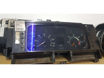 Dashboard for Truck Mercedes-Benz ACTROS: picture 2