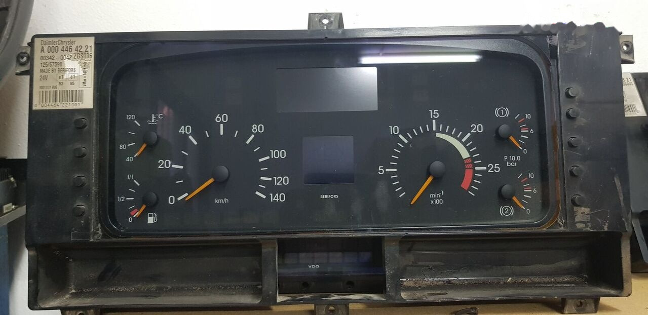 Dashboard for Truck Mercedes-Benz ACTROS: picture 4