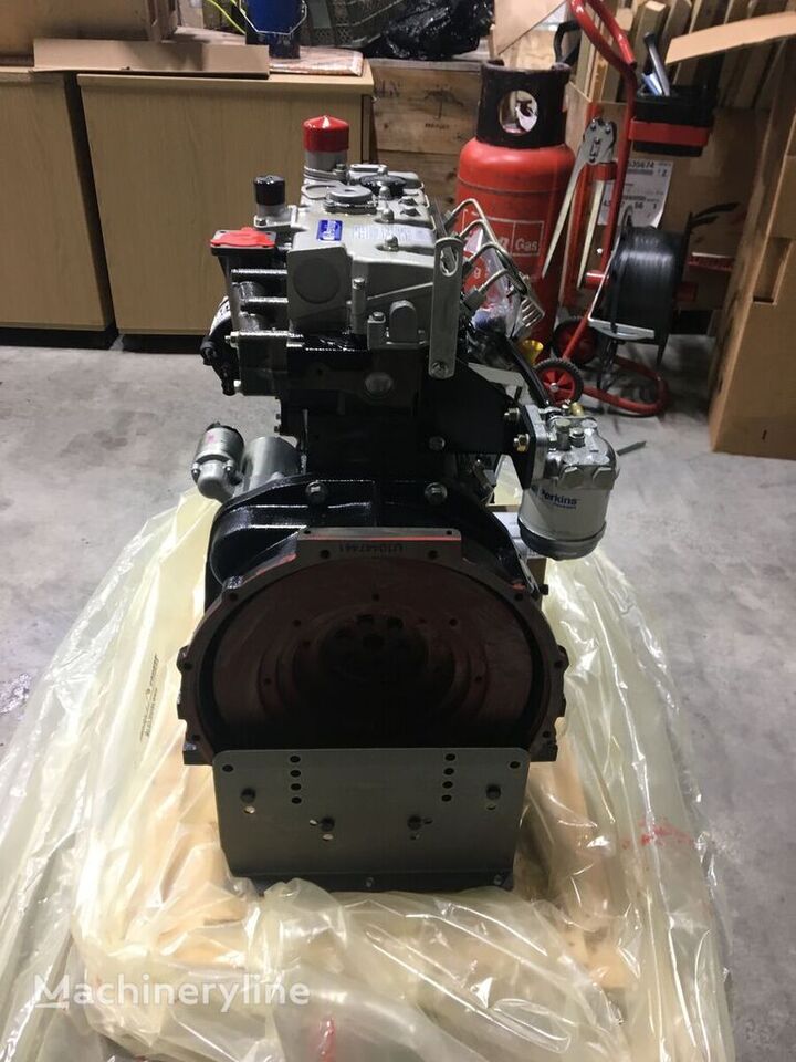 New Engine for Excavator Perkins 404D-22: picture 2