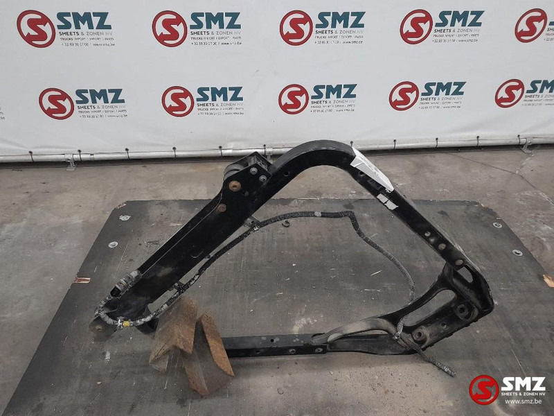 Frame/ Chassis for Truck Renault Occ spatbordbevestiging + steun Renault: picture 2