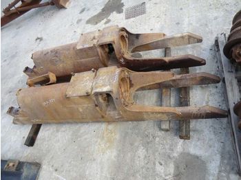 Spare parts for Crawler loader TRACK FRAME GP 77Y01385: picture 1