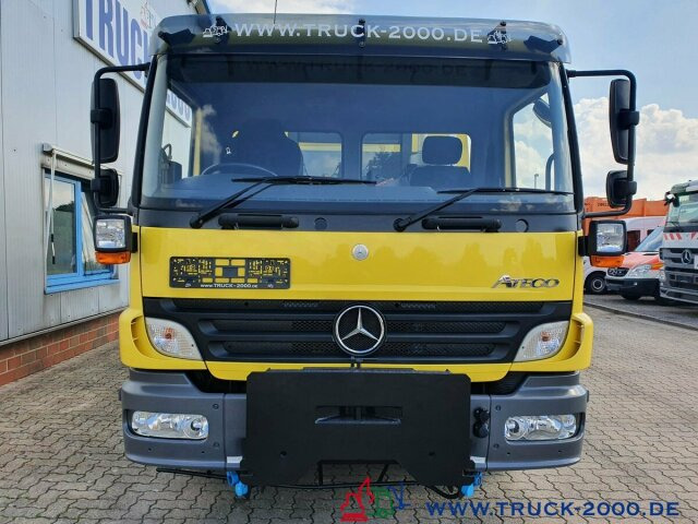 Hook lift/ Skip loader system, Municipal/ Special vehicle Mercedes-Benz 1518 Winterdienst - Streuer - Kehrmaschine Klima: picture 11