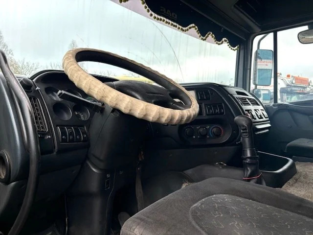 DAF 95.380 XF SPACECAB (EURO 2 (MECHANICAL PUMP & INJECTORS) / ZF16 MANUAL GEARBOX / AIRCONDITIONING) on lease DAF 95.380 XF SPACECAB (EURO 2 (MECHANICAL PUMP & INJECTORS) / ZF16 MANUAL GEARBOX / AIRCONDITIONING): picture 8