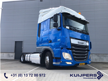 Tractor unit DAF XF 440 FT Space Cab / Mega Low Deck / 2 Tanks / Stand klima / Voll Luft: picture 1