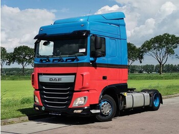 Tractor unit DAF XF 440 spacecab mega: picture 1