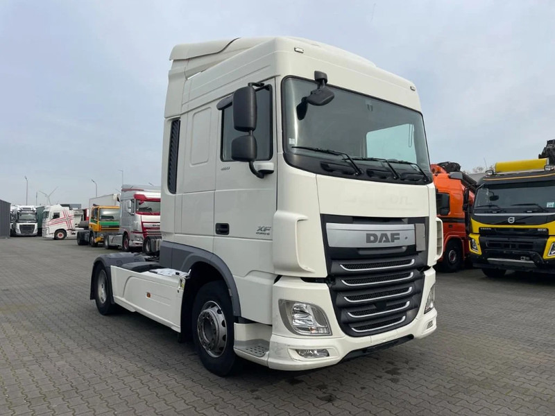 Tractor unit DAF XF 460 Spacecab Euro 6: picture 2