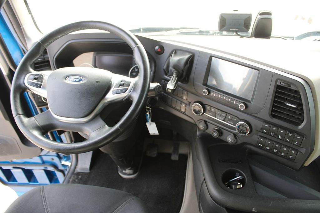 Tractor unit Ford F-MAX 500, EURO 6, NAVIGATION: picture 10