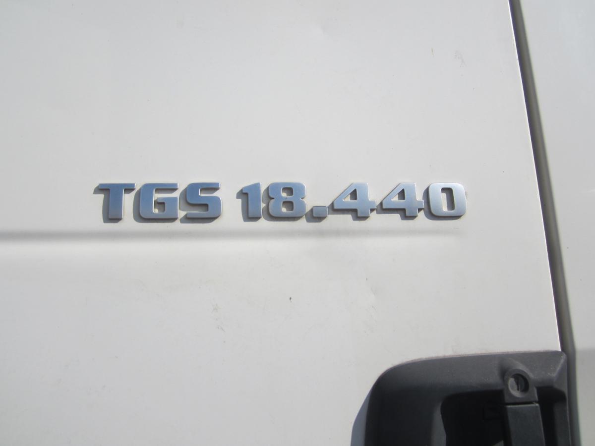 Tractor unit MAN TGS 18.440: picture 2