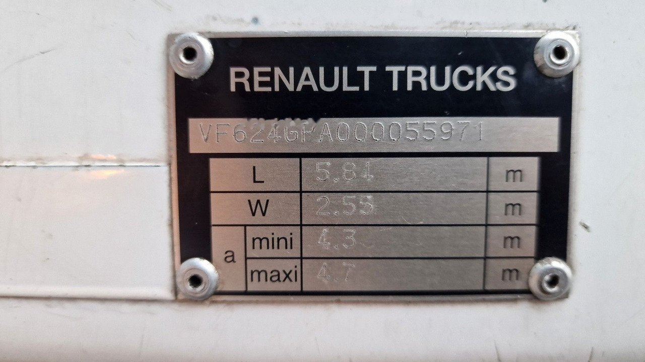 Tractor unit Renault Premium: picture 27