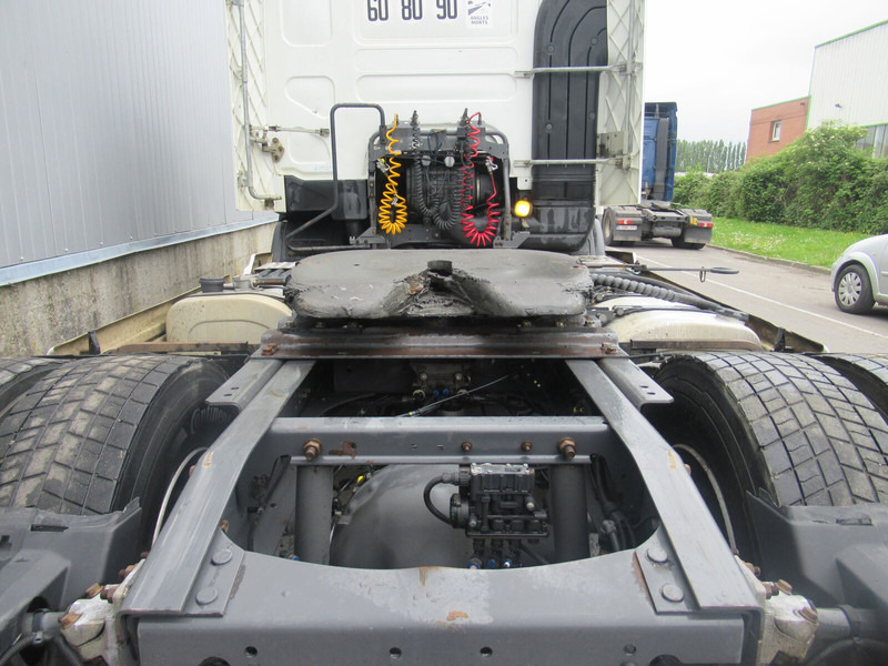 Tractor unit Renault Premium 460: picture 8