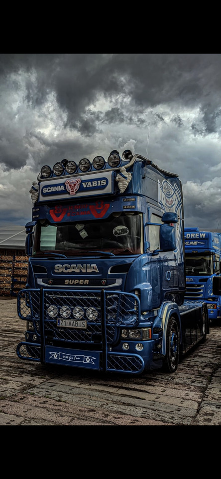 Tractor unit SCANIA R-500 Show Truck: picture 2