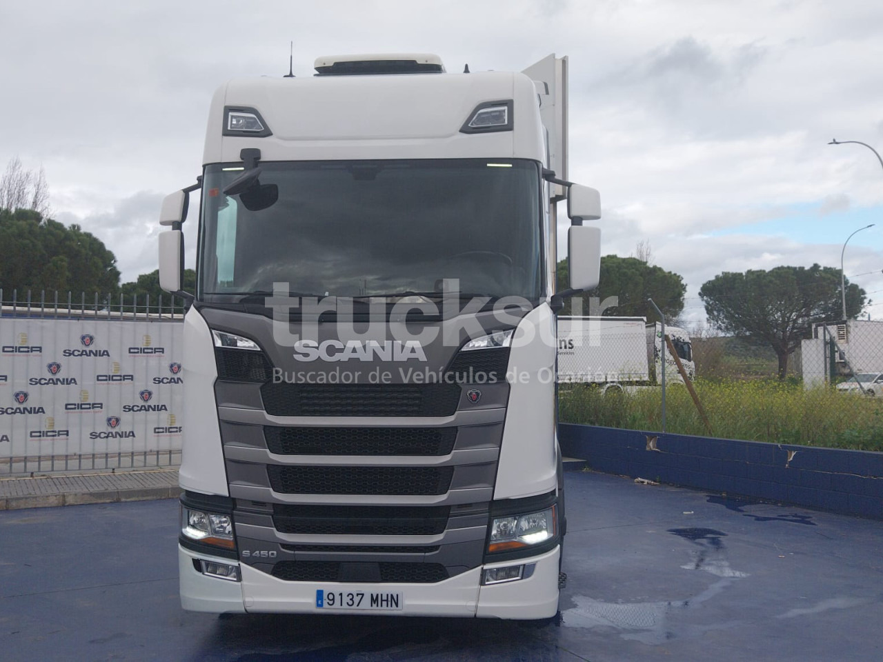Tractor unit SCANIA S450: picture 12