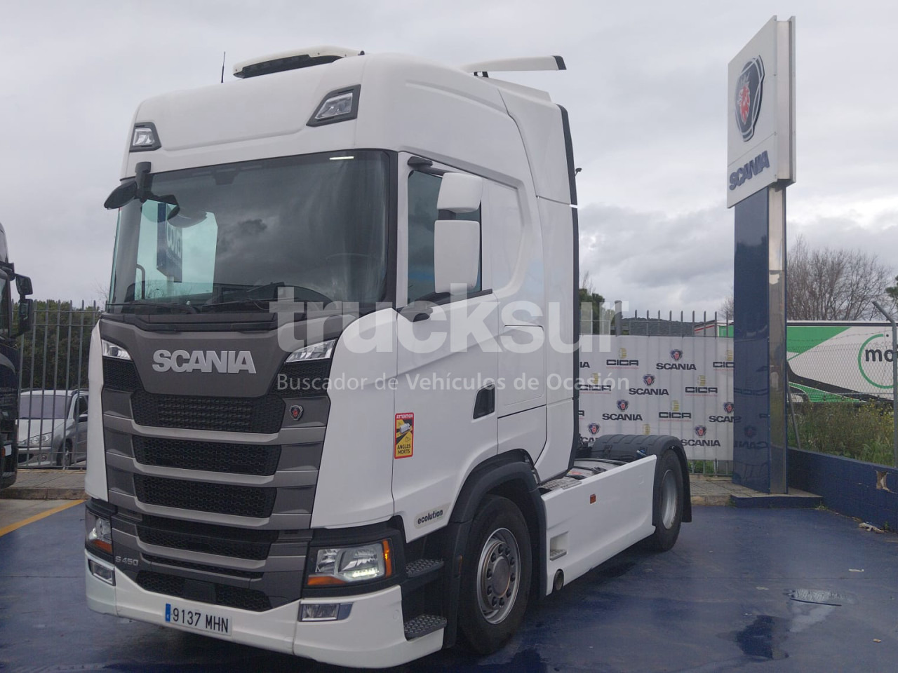 Tractor unit SCANIA S450: picture 9