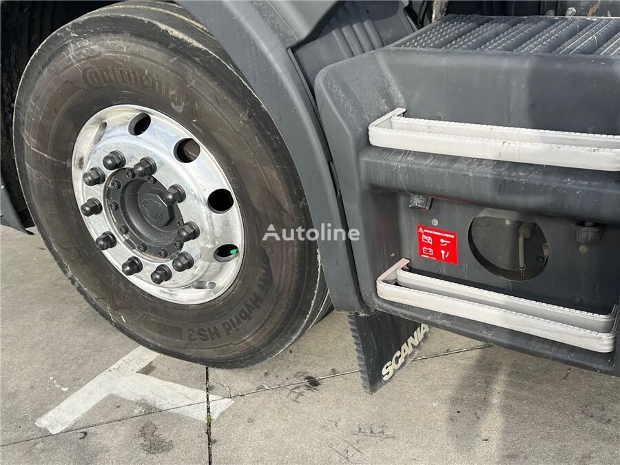 Tractor unit Scania R450: picture 11