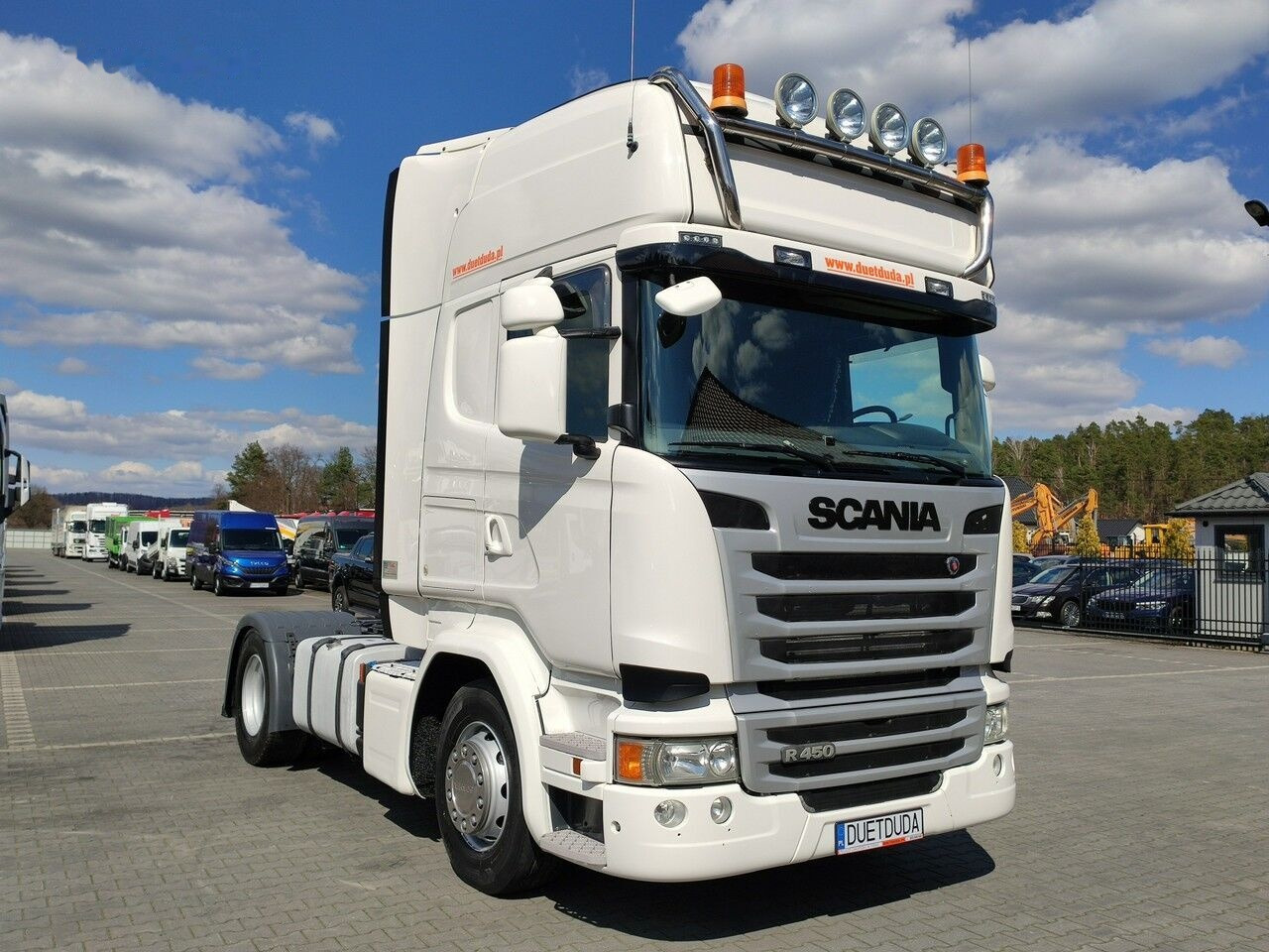Tractor unit Scania R 450: picture 10