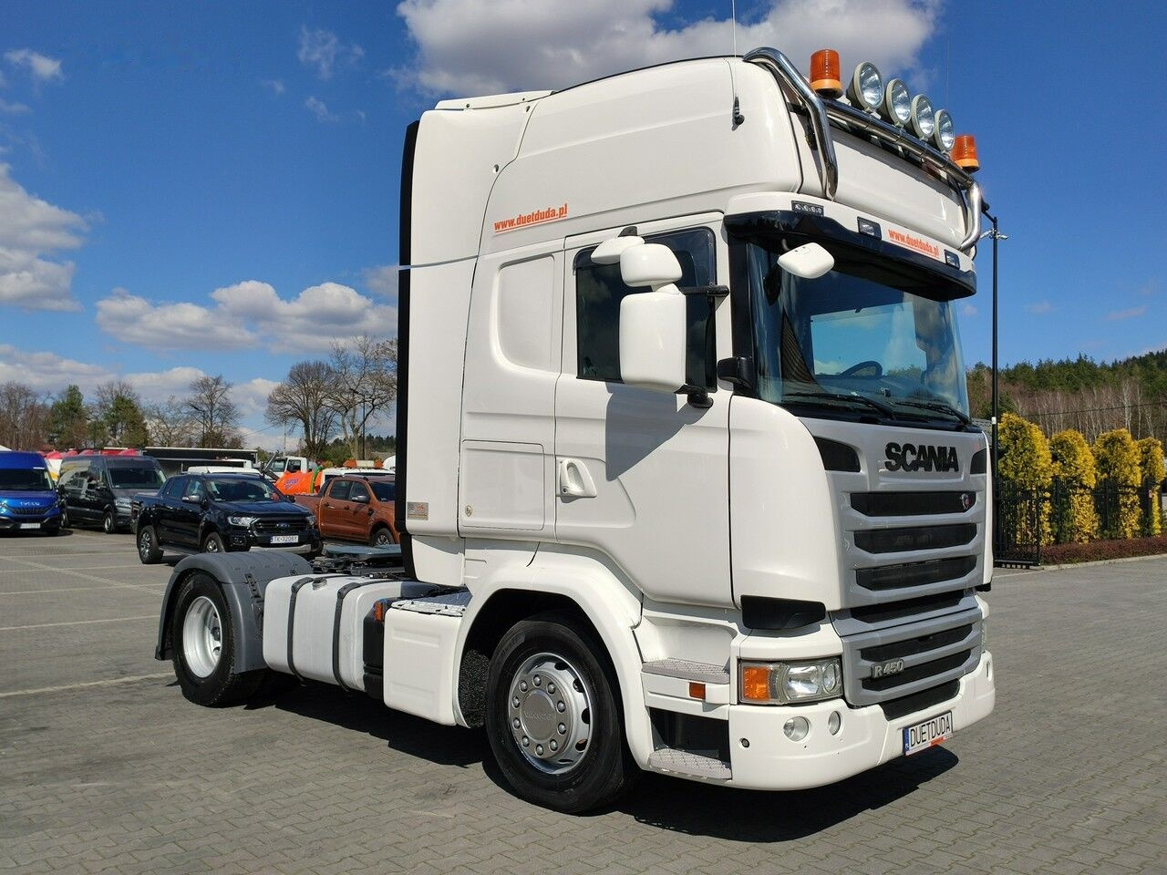 Tractor unit Scania R 450: picture 11