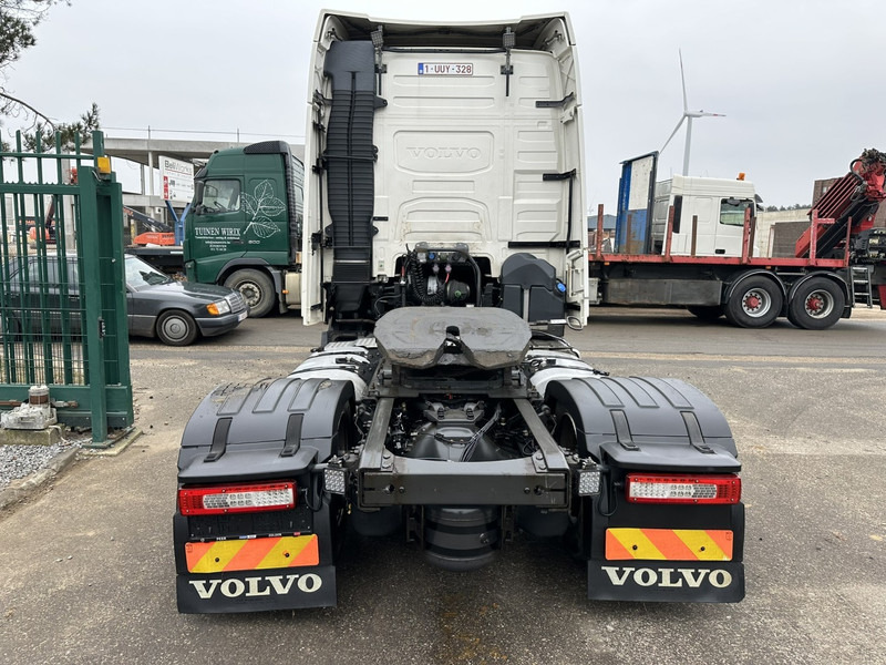 Tractor unit Volvo FH 460 MEGA  LOWDECK - HEFSCHOTEL - 295/60R22.5 - FRIGO - SPOILERS - 2 TANKS - BE TRUCK: picture 12