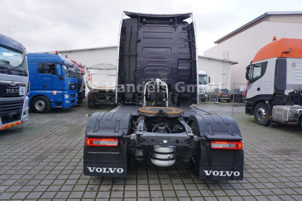 Tractor unit Volvo FH 750 Globe XL*VEB+/ACC/LDW/Stanklima/Xenon/LED: picture 3
