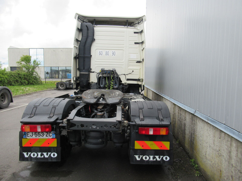 Tractor unit Volvo FM 460: picture 9