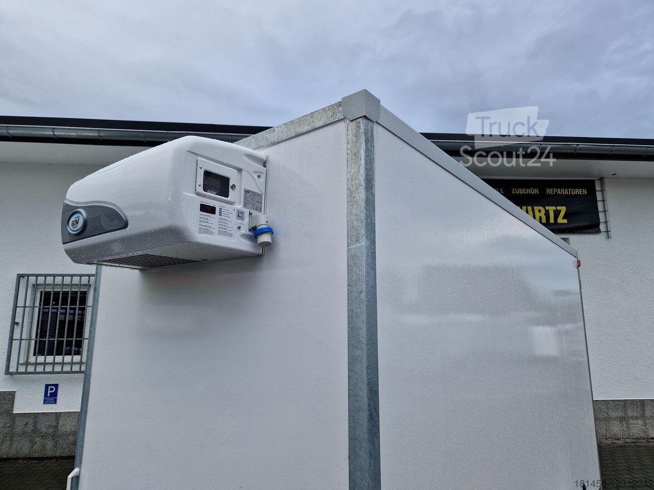 New Refrigerator trailer Blyss Kühlanhänger mit Seitentür flexible Lagerung mobile Kühlzelle 230 V GOVI Kühlung Arktik 2000: picture 4
