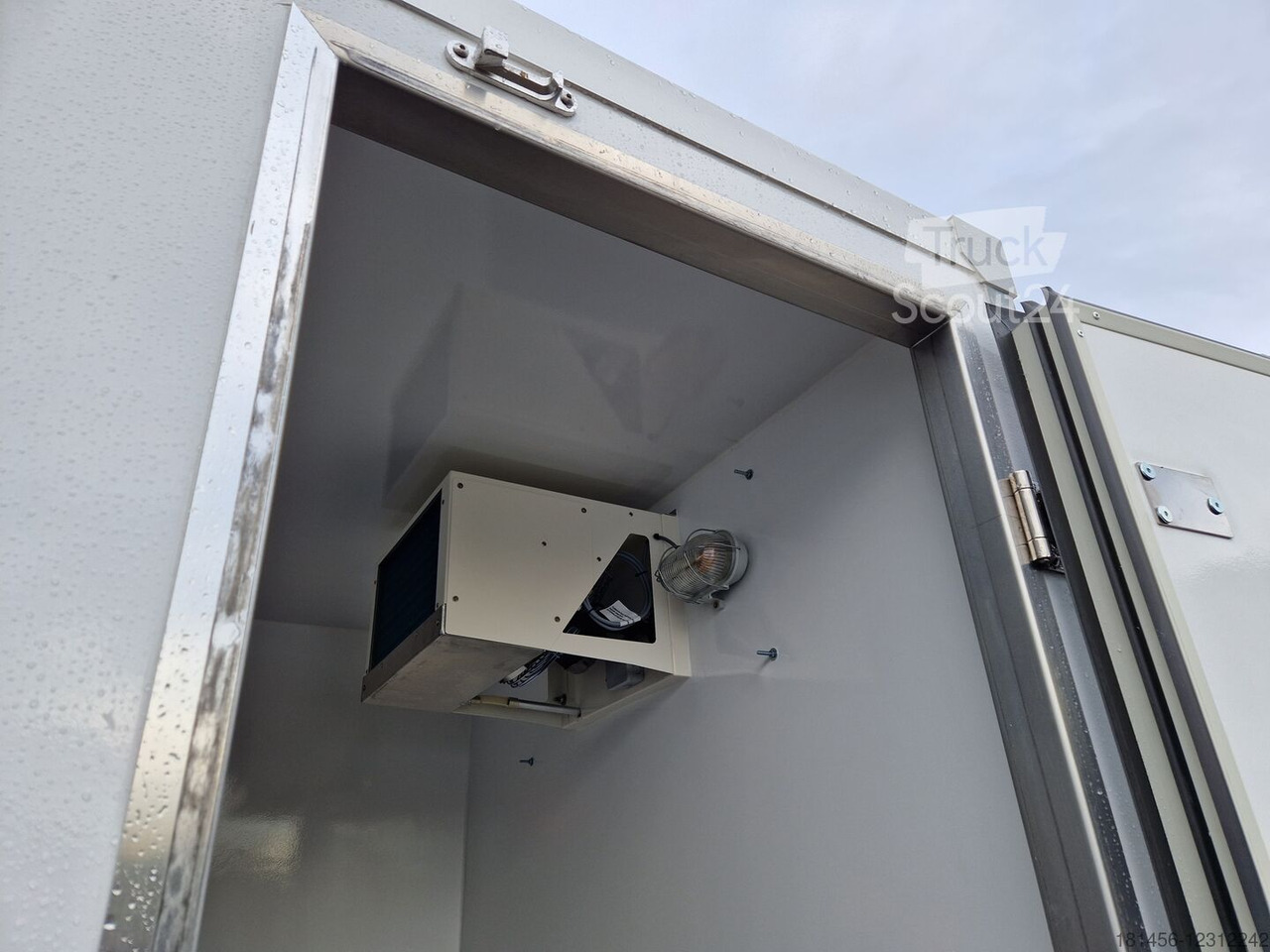 New Refrigerator trailer Blyss Kühlanhänger mit Seitentür flexible Lagerung mobile Kühlzelle 230 V GOVI Kühlung Arktik 2000: picture 9