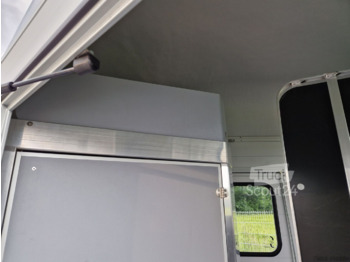 New Car trailer Cheval Liberté Alu Pferdeanhänger hohe Einstiegstüren Touring Jumping Pullman 100km 2023 verfügbar: picture 4