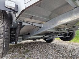 New Car trailer Cheval Liberté Alu Pferdeanhänger hohe Einstiegstüren Touring Jumping Pullman 100km 2023 verfügbar: picture 24