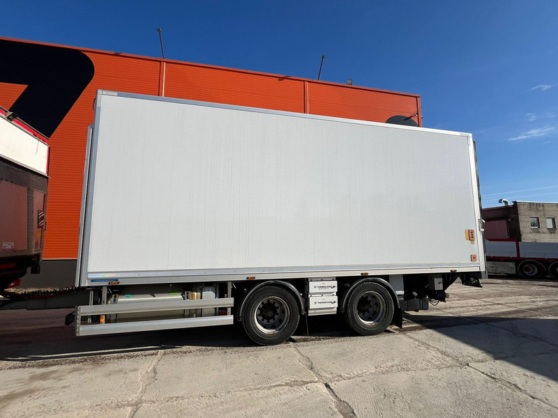 Refrigerator trailer HFR KK 18 THERMOKING CO2 / BOX L=7040 mm: picture 8