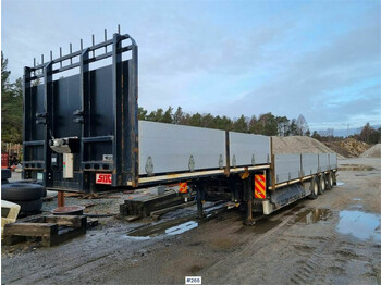 Trailer SDC Trailer with wide load markers and LED lights.: picture 1