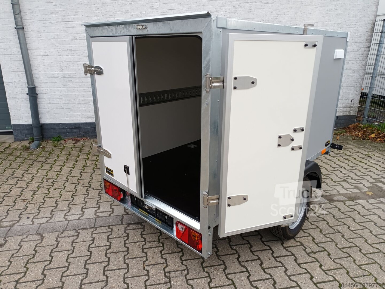 New Closed box trailer kompakter Koffer grauweiß Gesamthöhe 185cm 750kg mit Stützrad Stützen Zurrsystem 100km/H: picture 8