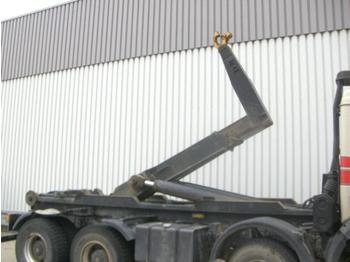 Hook lift truck : picture 1
