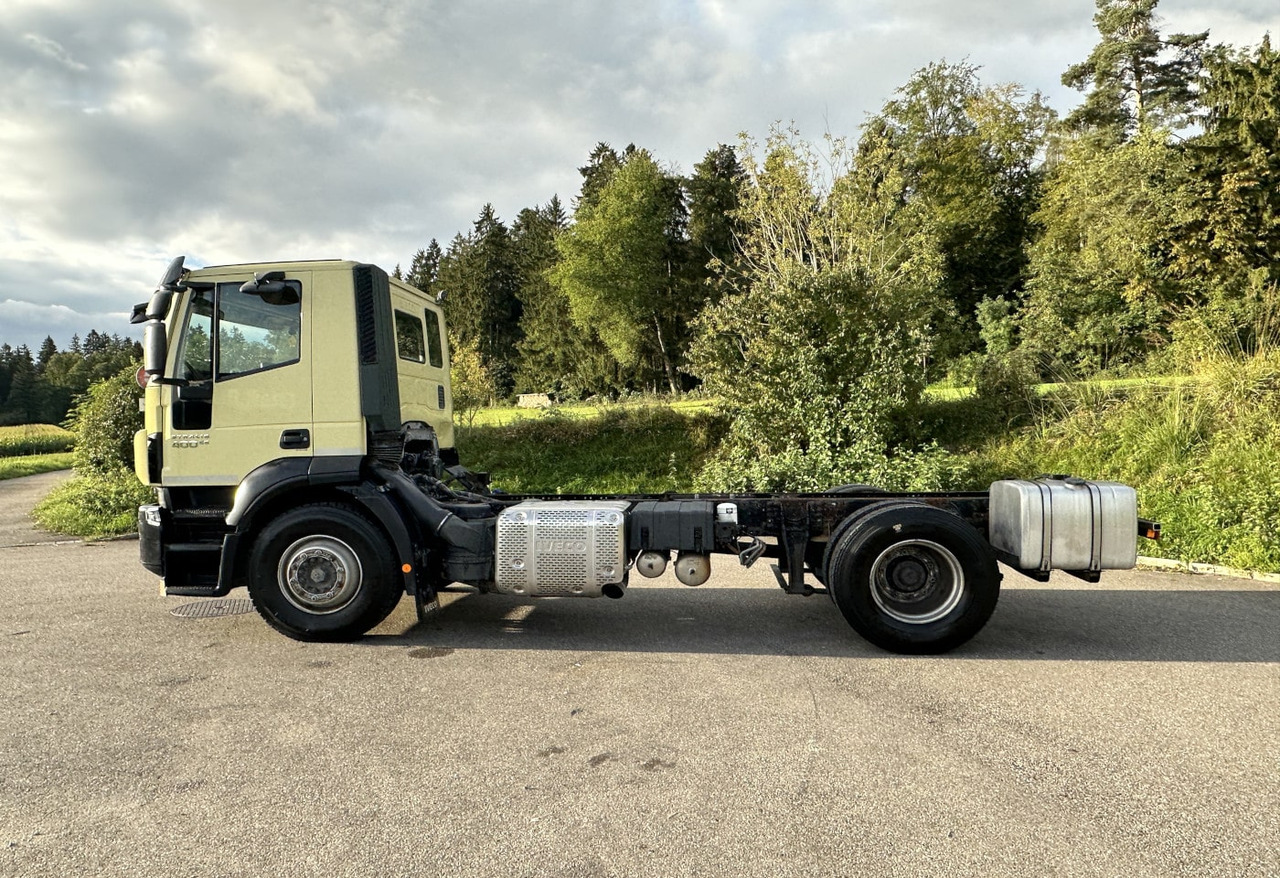 Cab chassis truck 2015 Iveco 190S40 Stralis 4×2 Chassis Cab *RDH*: picture 9