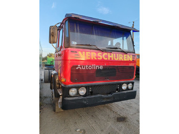 Dropside/ Flatbed truck DAF 2100: picture 2