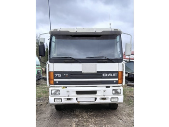 Tank truck for transportation of fuel DAF 75CF270: picture 4