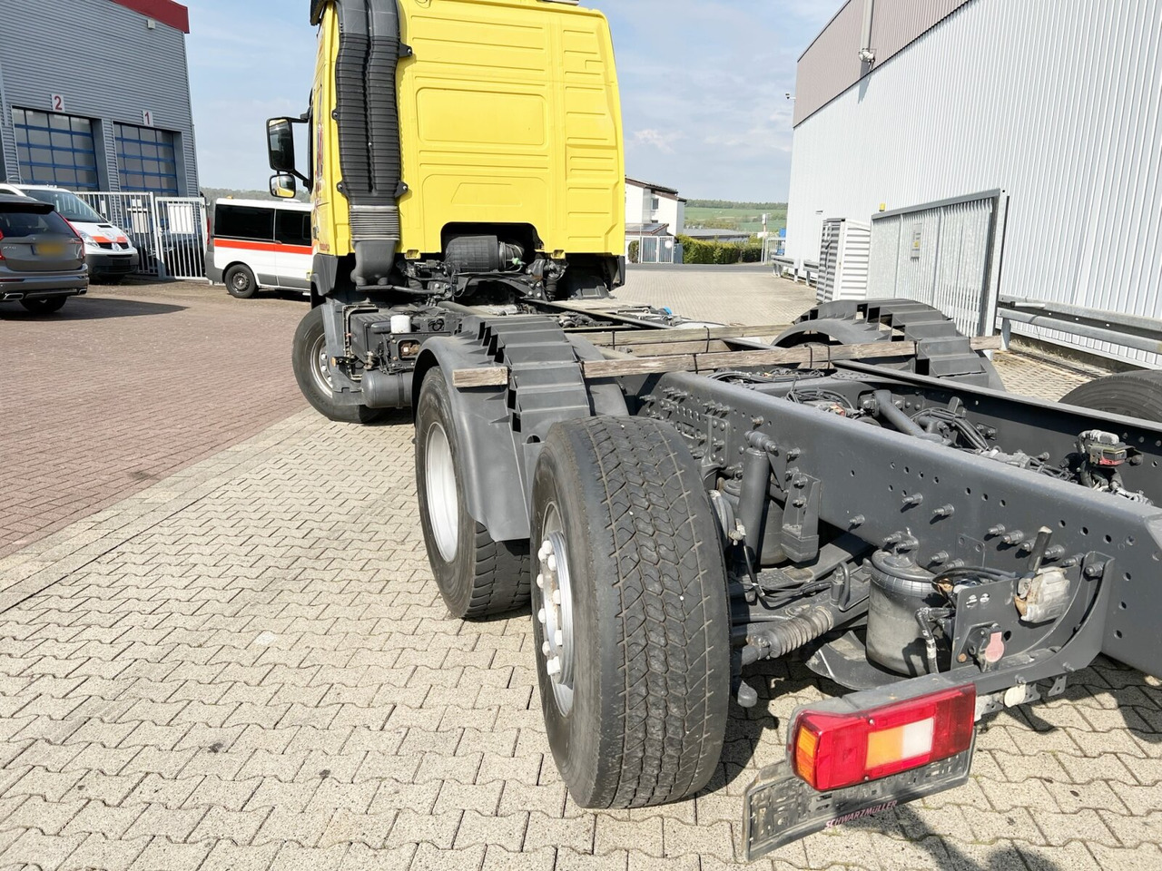 Cab chassis truck FM 450 6x2 FM 450 6x2, Motorabtrieb, Lenk-/Liftachse: picture 14