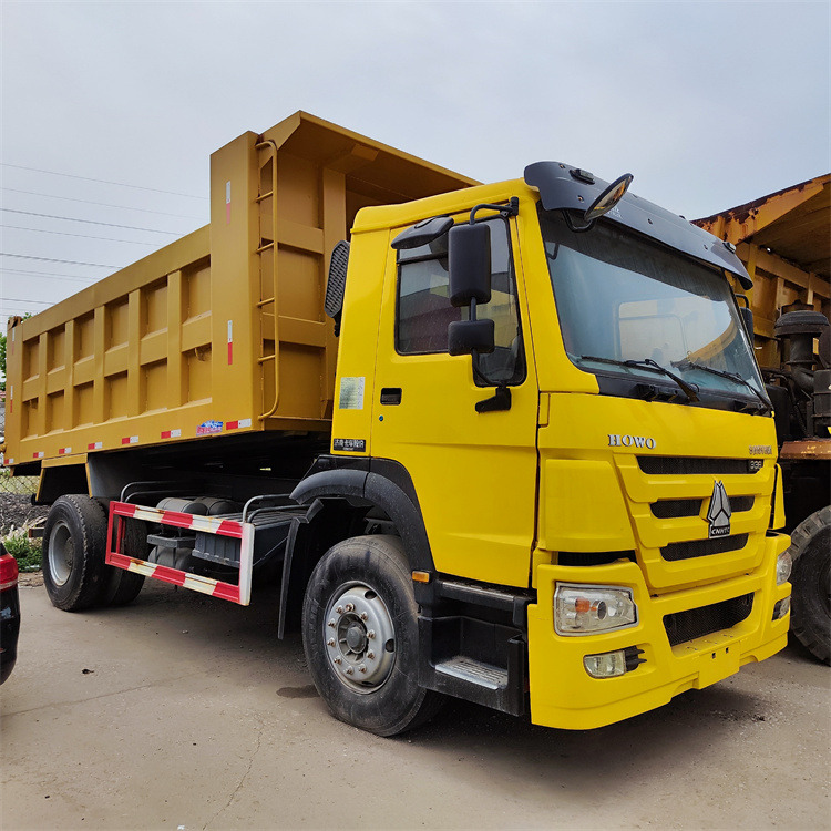 Tipper HOWO HOWO6x4 336 -Yellow Tipper: picture 3