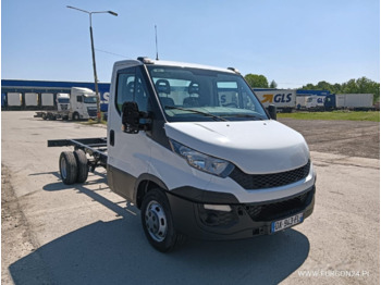 Cab chassis truck IVECO DAILY 35C13 RAMA DO ZABUDOWY NR 666: picture 3
