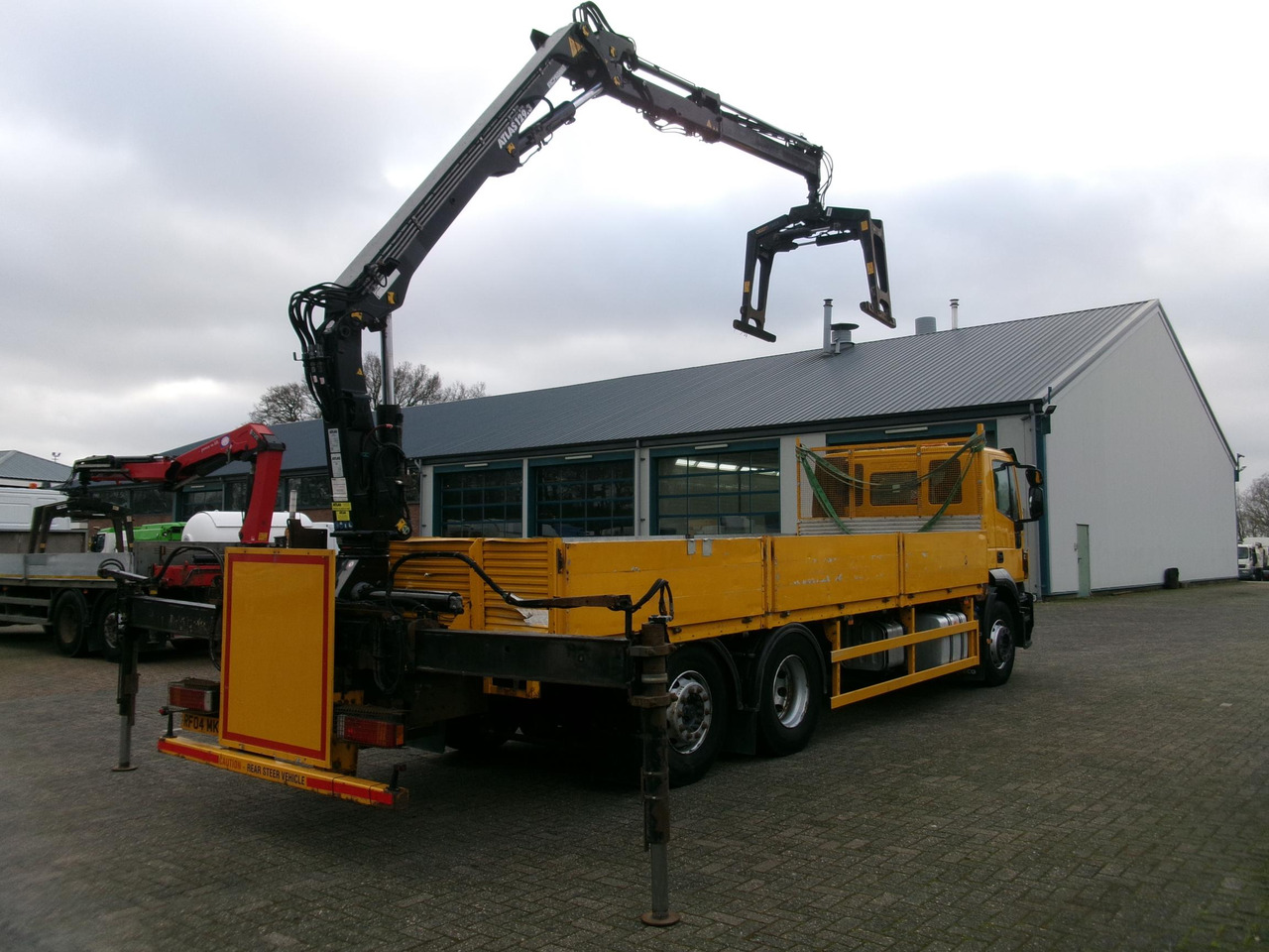 Dropside/ Flatbed truck, Crane truck Iveco Stralis 310 6x2 Euro 6 + Atlas 129.3V A11 crane: picture 4