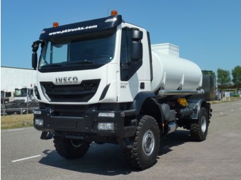 New Truck Iveco Trakker AD190T38WH 4x4 Ravasini Fuel tank: picture 1