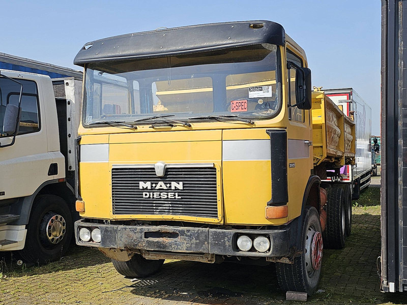 Tipper MAN 26.281 DFK 6x4 steel 6 cyl.: picture 2